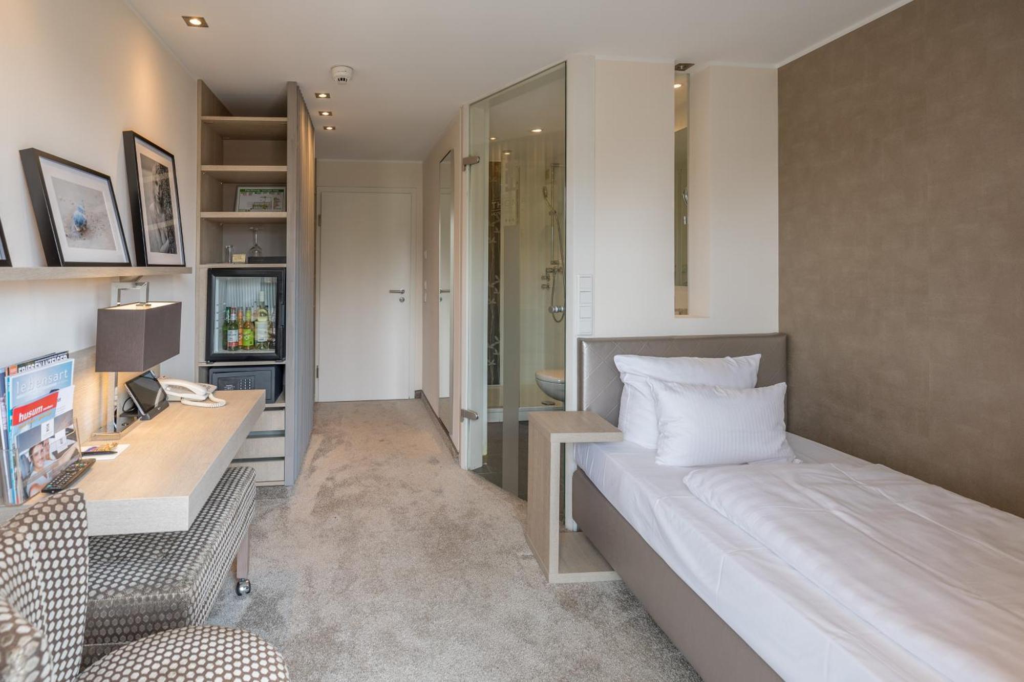 Thomas Hotel Spa & Lifestyle Husum  Extérieur photo