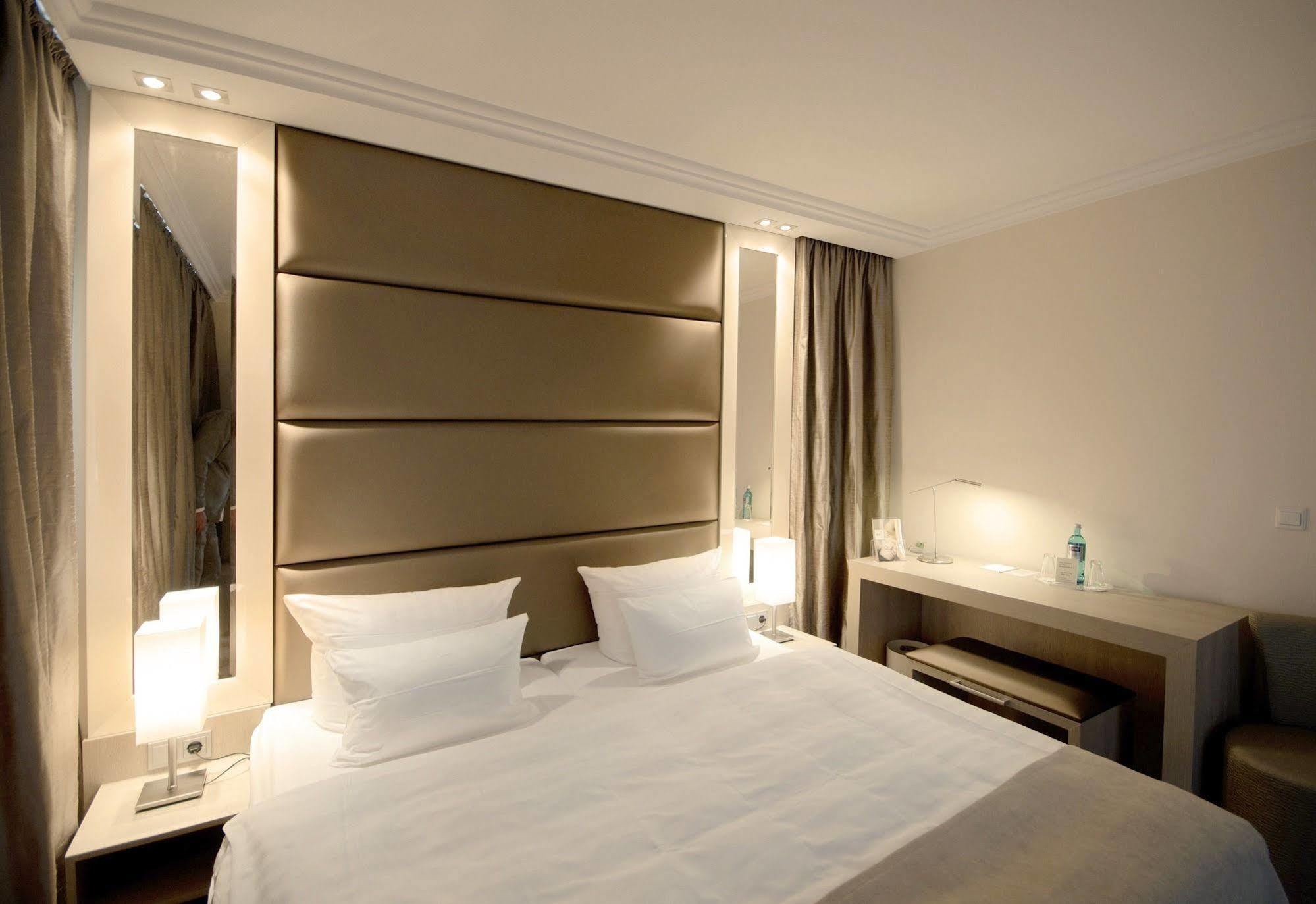 Thomas Hotel Spa & Lifestyle Husum  Extérieur photo