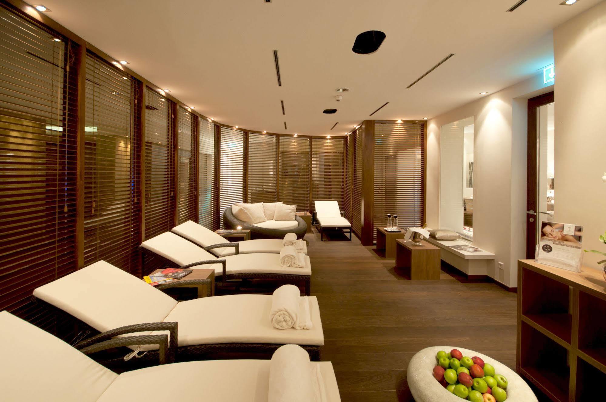 Thomas Hotel Spa & Lifestyle Husum  Extérieur photo