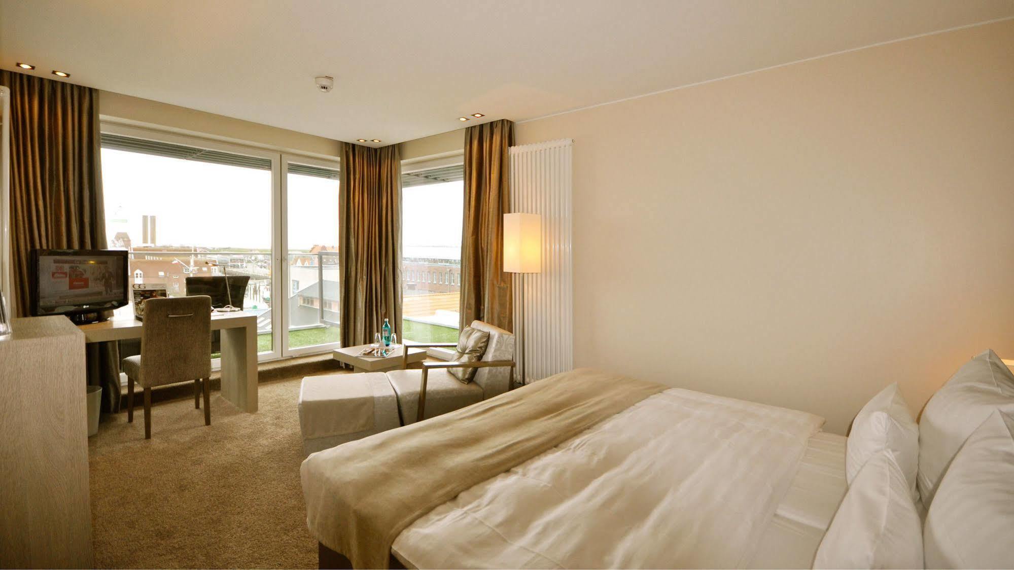 Thomas Hotel Spa & Lifestyle Husum  Extérieur photo