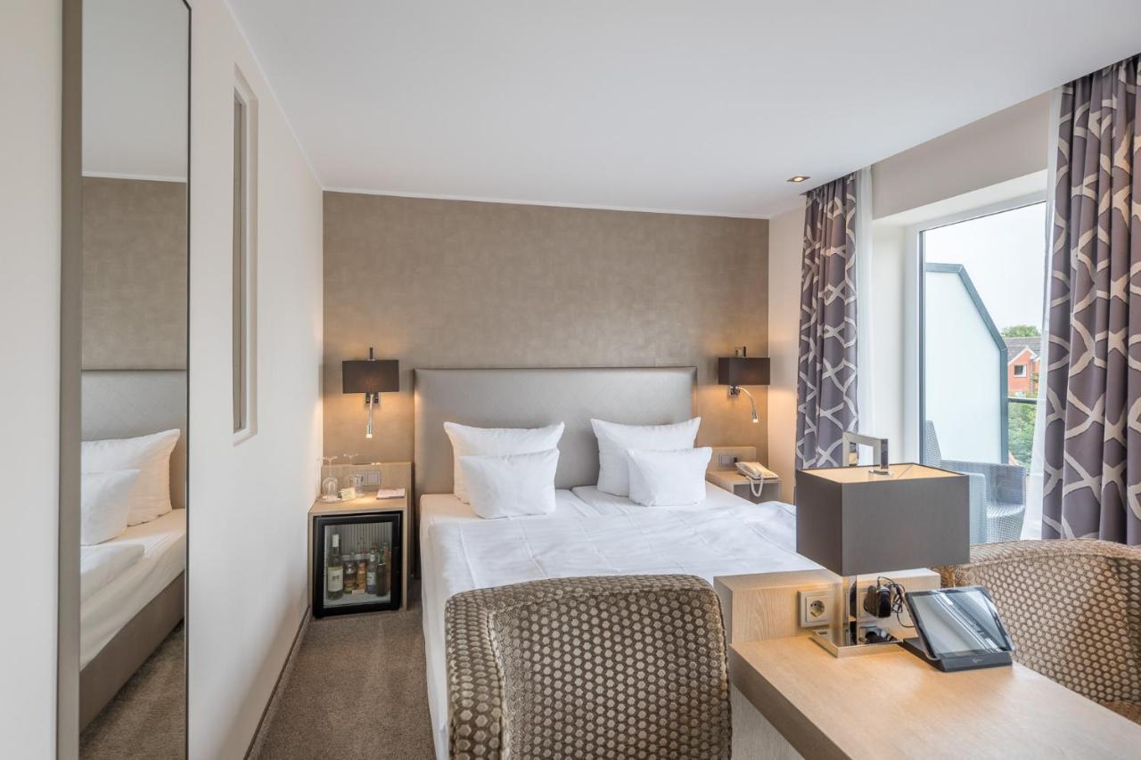 Thomas Hotel Spa & Lifestyle Husum  Extérieur photo